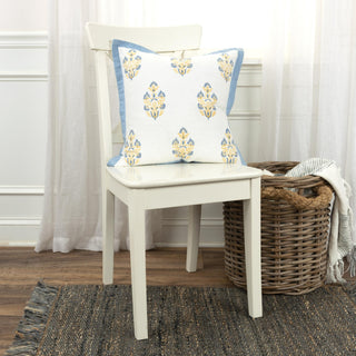 Rizzy Pillows T19720 Ivory Edge Image