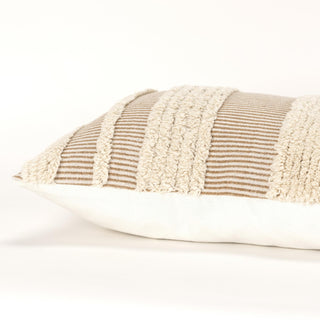 Rizzy Pillows T19724 Natural Detail Image