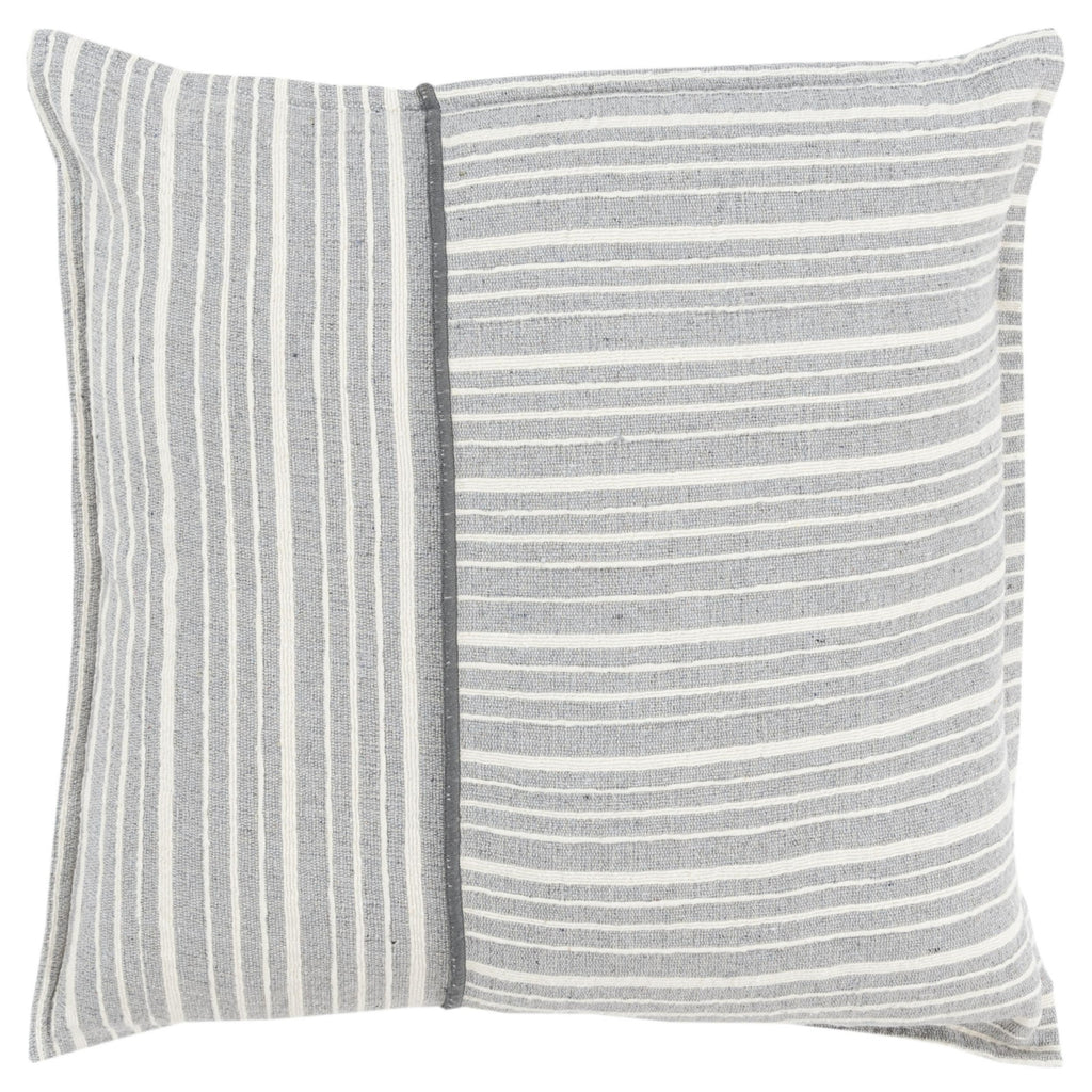 Rizzy Pillows T19731 Gray / Ivory main image