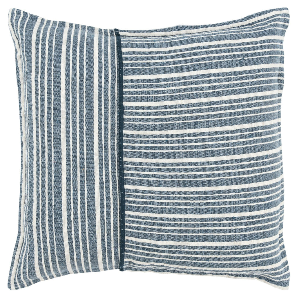 Rizzy Pillows T19732 Teal / Ivory main image