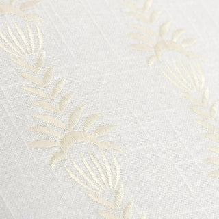 Rizzy Pillows T19813 Almost White Angle Image