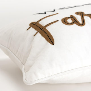 Rizzy Pillows T19936 Ivory Corner Image