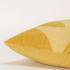 Rizzy Pillows T20018 Yellow Detail Image