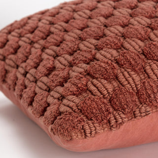 Rizzy Pillows T20021 Terra Cotta Corner Image