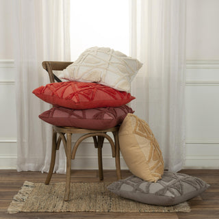 Rizzy Pillows T20064 Gold Room Image Feature
