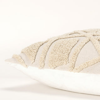 Rizzy Pillows T20066 Natural Detail Image