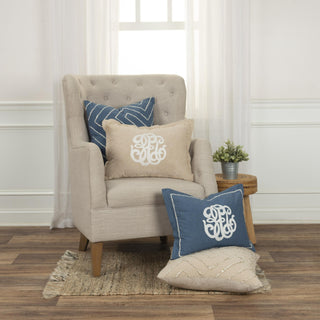 Rizzy Pillows T20074 Blue Room Image Feature