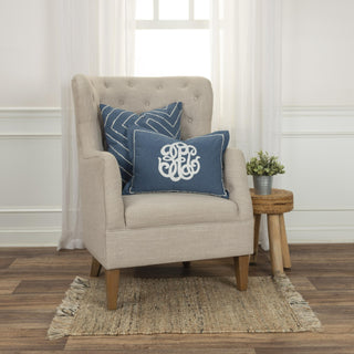 Rizzy Pillows T20074 Blue Room Image Feature