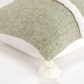 Rizzy Pillows T20076 Green Angle Image