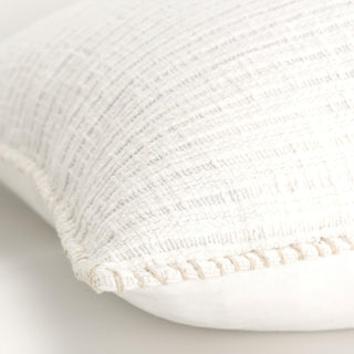 Rizzy Pillows T20082 White Corner Image