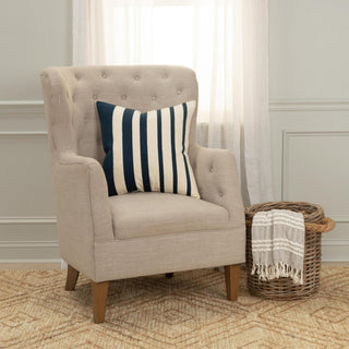 Rizzy Pillows T20462 Navy Room Image Feature