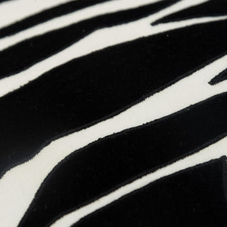 Rizzy Pillows T20464 Ivory/Black Angle Image