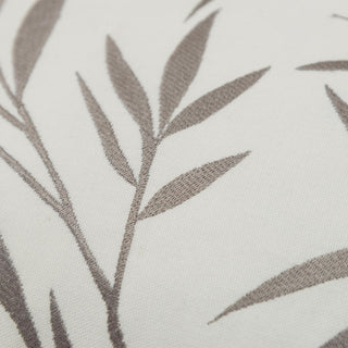 Rizzy Pillows T20571 Ivory / Gray Angle Image