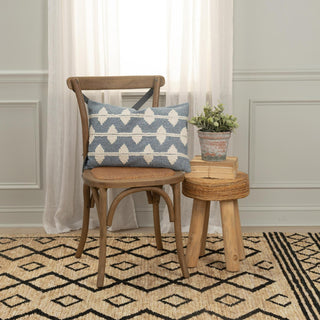 Rizzy Pillows T20578 Blue Room Image Feature