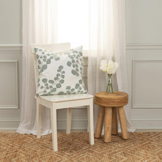 Rizzy Pillows T20588 Ivory/Grey Room Image Feature