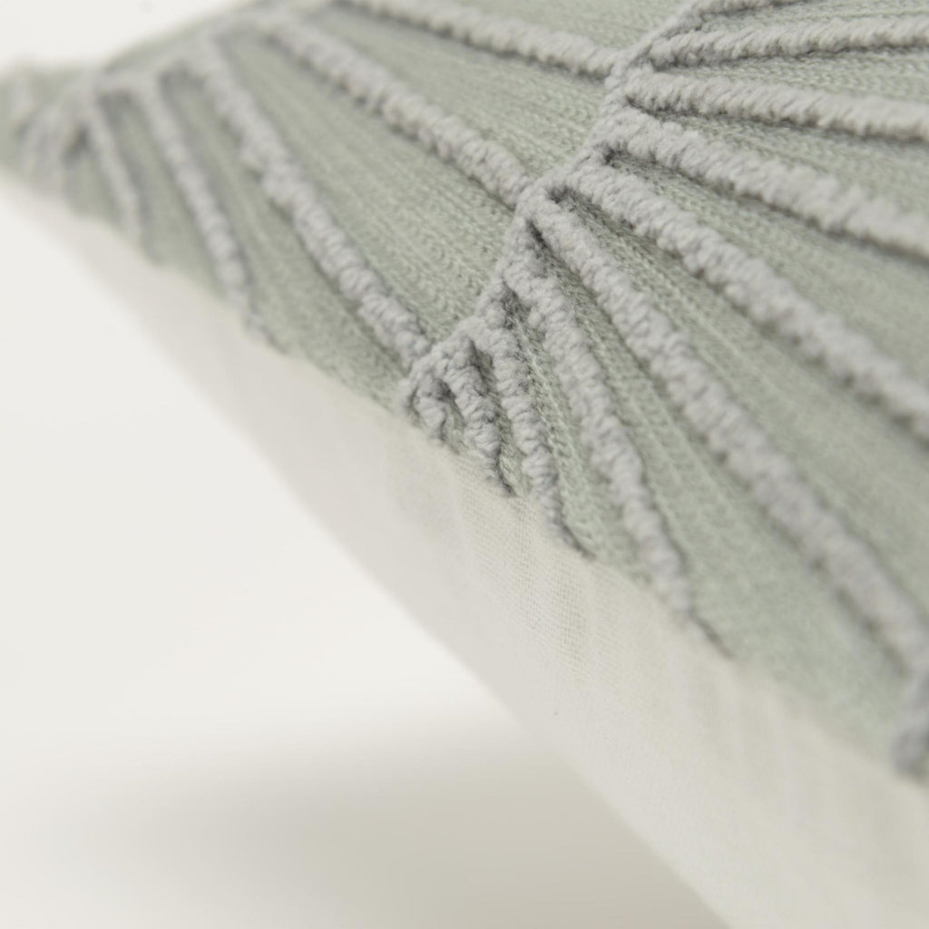 Rizzy Pillows T20592 Ivory / Gray Corner Image