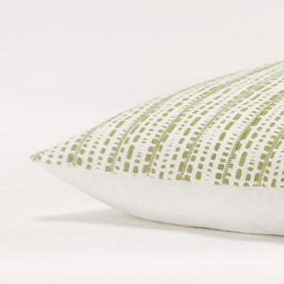 Rizzy Pillows T20880 Green Edge Image