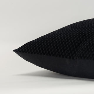Rizzy Pillows T21503 Black Edge Image