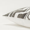 Rizzy Pillows T21509 Ivory / Charcoal Edge Image