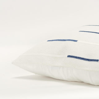 Rizzy Pillows T21522 Ivory/Deep Dark Blue Edge Image