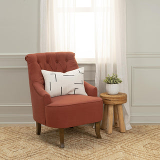 Rizzy Pillows T21524 Ivory / Black Room Image Feature