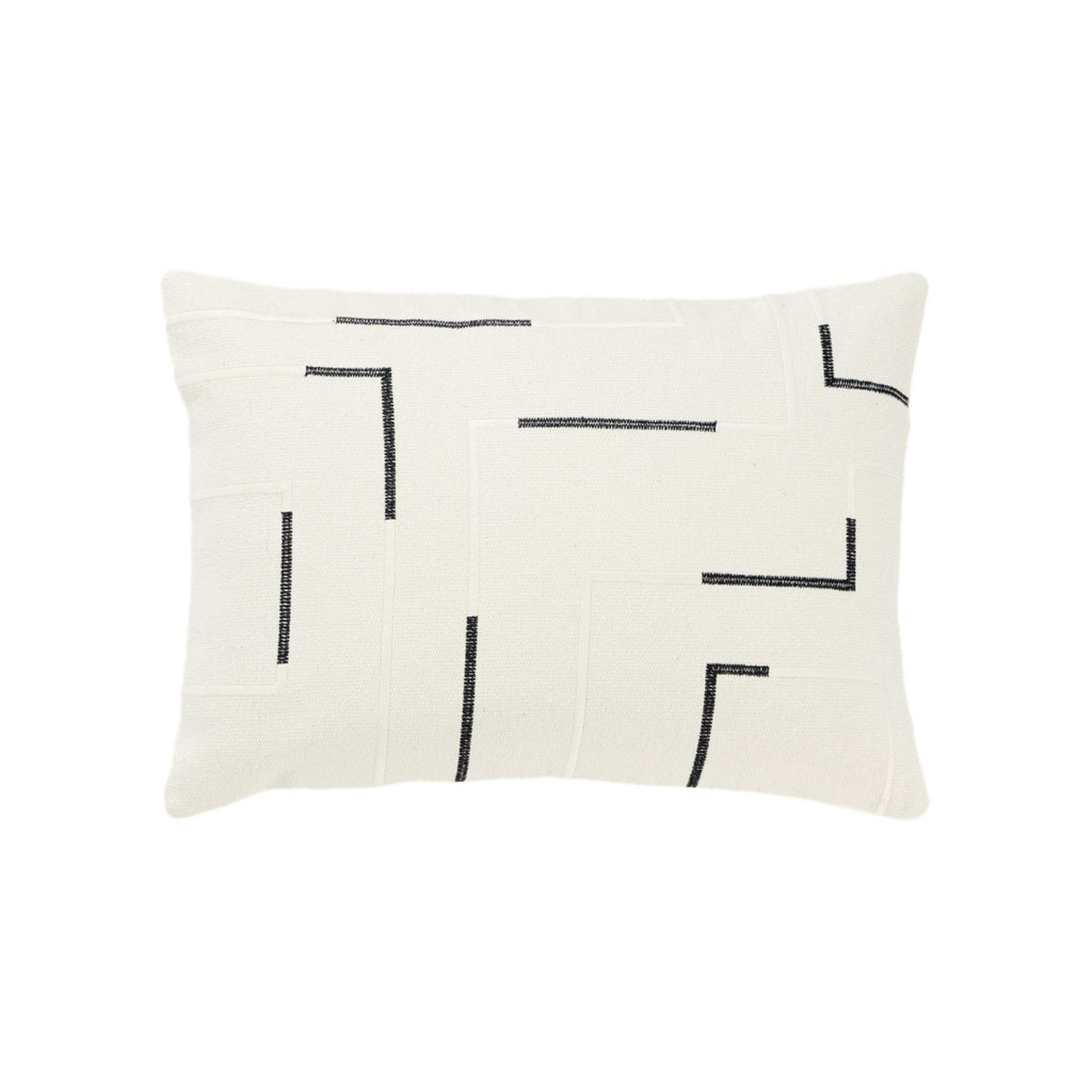 Rizzy Pillows T21524 Ivory / Black main image