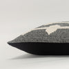 Rizzy Pillows T21527 Black Edge Image
