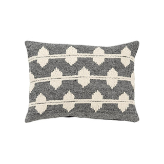 Rizzy Pillows T21527 Black main image