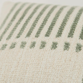 Rizzy Pillows T21537 Natural/Green Corner Image