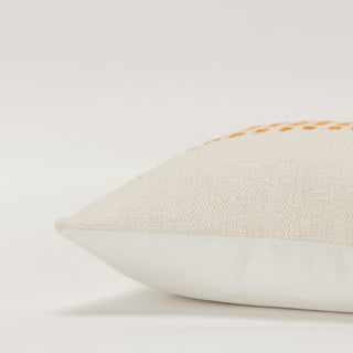 Rizzy Pillows T21538 Natural/Orange Edge Image