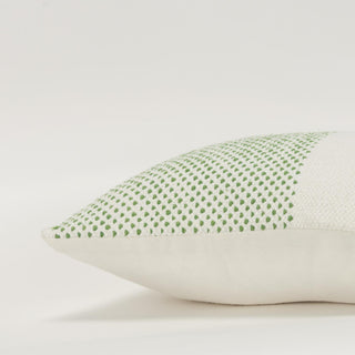 Rizzy Pillows T21543 Natural/Grass Green Edge Image