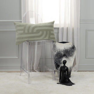 Rizzy Pillows T21579 Green Room Image Feature