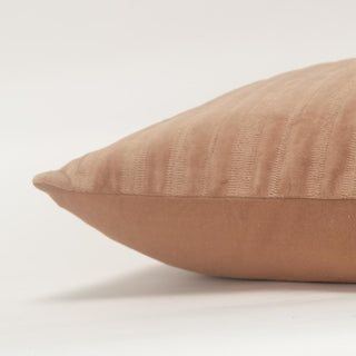 Rizzy Pillows T21583 Camel Edge Image