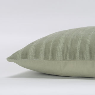 Rizzy Pillows T21584 Green Edge Image