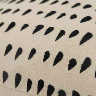 Rizzy Pillows T21600 Natural/Black Corner Image