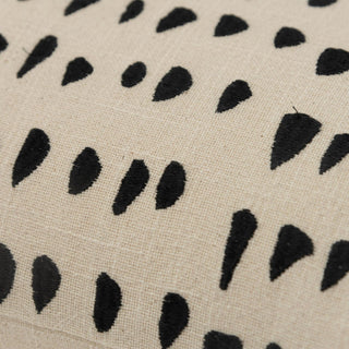 Rizzy Pillows T21600 Natural/Black Angle Image