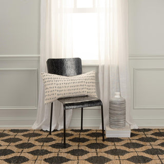 Rizzy Pillows T21602 Natural/Grey Room Image Feature