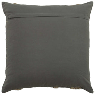 Rizzy Pillows T22226 Grey/Natural Room Image Feature