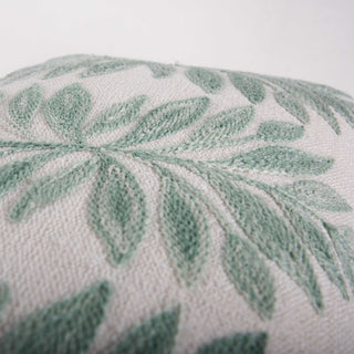 Rizzy Pillows T22302 Green/Natural Corner Image