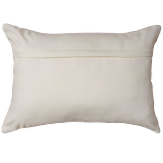 Rizzy Pillows T22302 Green/Natural Room Image Feature
