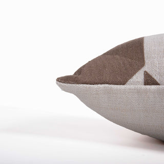 Rizzy Pillows T22361 Natural/Brown/Blush Detail Image