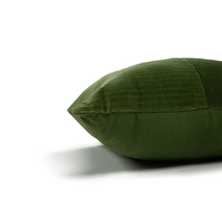 Rizzy Pillows T22406 Green Detail Image