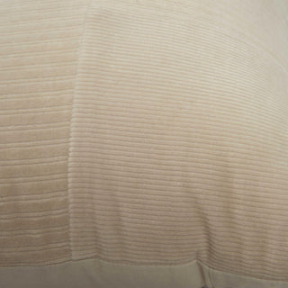 Rizzy Pillows T22407 Natural Corner Image
