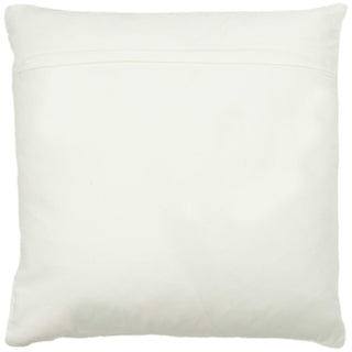 Rizzy Pillows T22412 White Room Image Feature