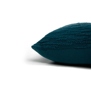 Rizzy Pillows T22418 Teal Detail Image