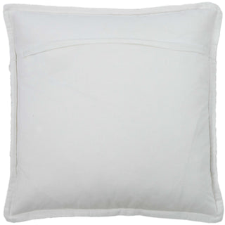 Rizzy Pillows T22420 White Room Image Feature