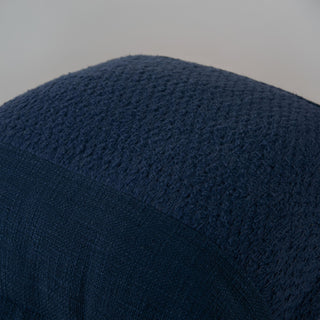 Rizzy Pillows T22435 Deep Dark Blue Angle Image