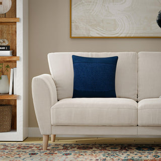Rizzy Pillows T22435 Deep Dark Blue Room Image Feature