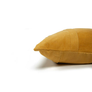 Rizzy Pillows T22439 Yellow Detail Image