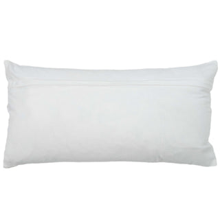 Rizzy Pillows T22440 White Room Image Feature